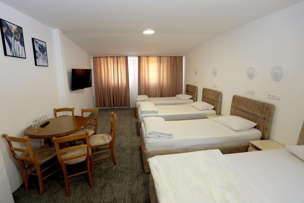 Pansion Kipovi Bed & Breakfast Tuzla Eksteriør bilde
