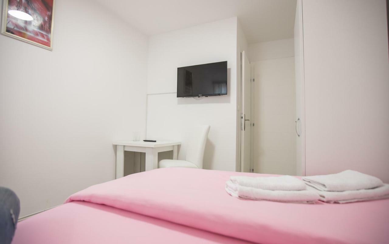 Pansion Kipovi Bed & Breakfast Tuzla Eksteriør bilde